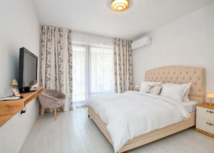 Grand Karavel Centre * Varna